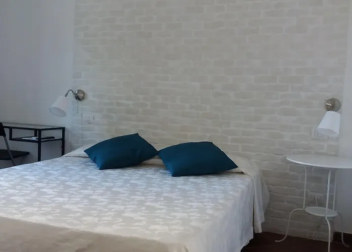 Oda ve Kahvaltı Glicini 4*