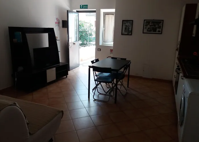 Glicini Oda ve Kahvaltı Roma