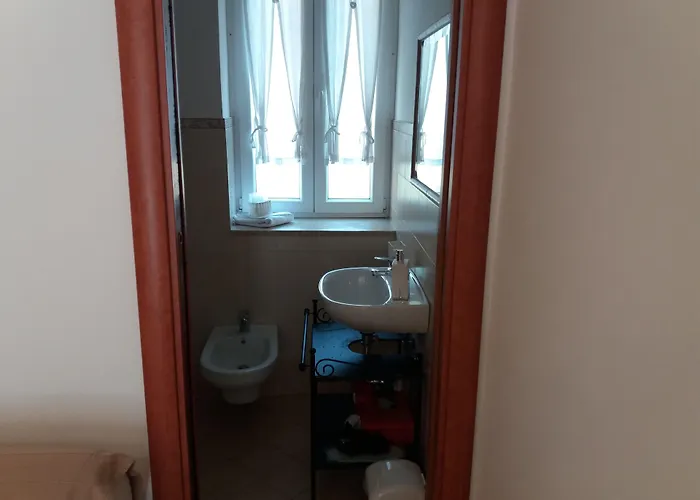 Glicini Oda ve Kahvaltı Roma