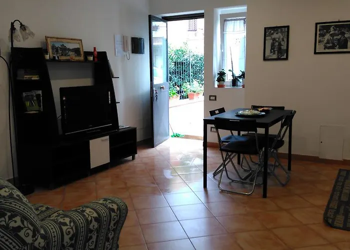 Glicini Oda ve Kahvaltı Roma
