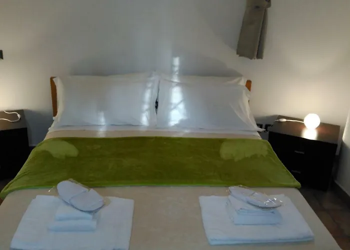 Glicini Oda ve Kahvaltı 4*
