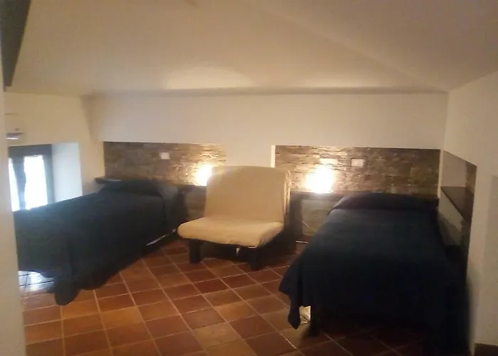 Oda ve Kahvaltı Glicini
